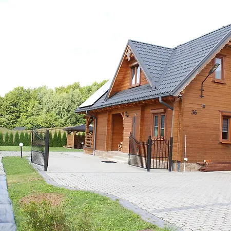 Dom U Julii Bieszczady Villa Ustrzyki Dolne Exterior photo
