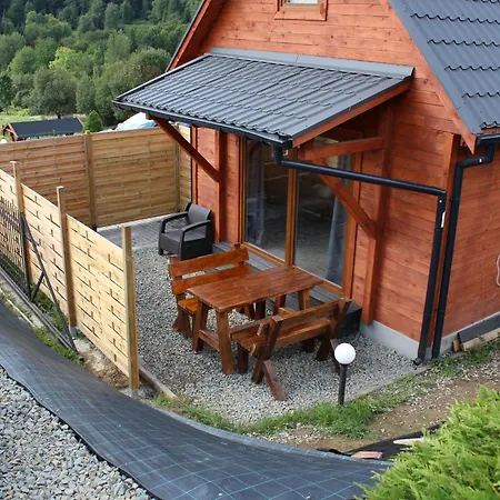 Dom U Julii Bieszczady Villa Ustrzyki Dolne Exterior photo