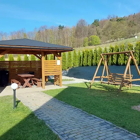 Dom U Julii Bieszczady Villa Ustrzyki Dolne Exterior photo