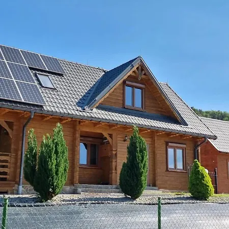 Dom U Julii Bieszczady Villa Ustrzyki Dolne Exterior photo